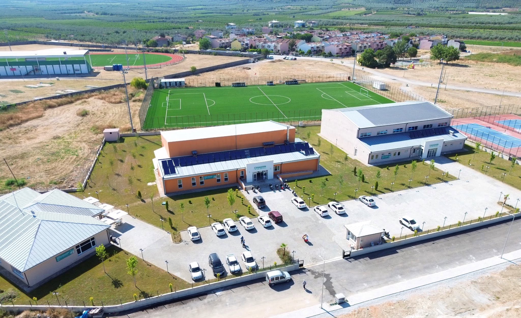 İznik’e kazandırdığımız, tarihinin en büyük gençlik ve spor yatırımları; Kapalı