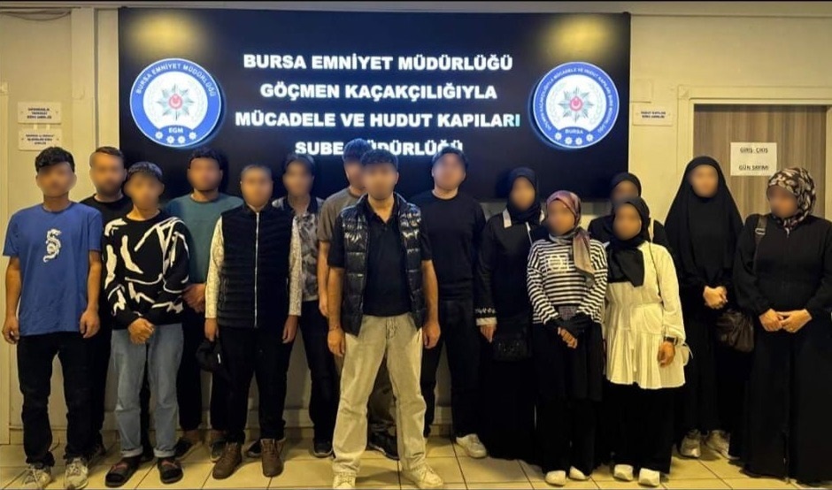 Düzensiz Göç Ve Göçmen Kaçakçılığıyla Mücadele Kapsamında Operasyonlar Düzenlendi Bursa