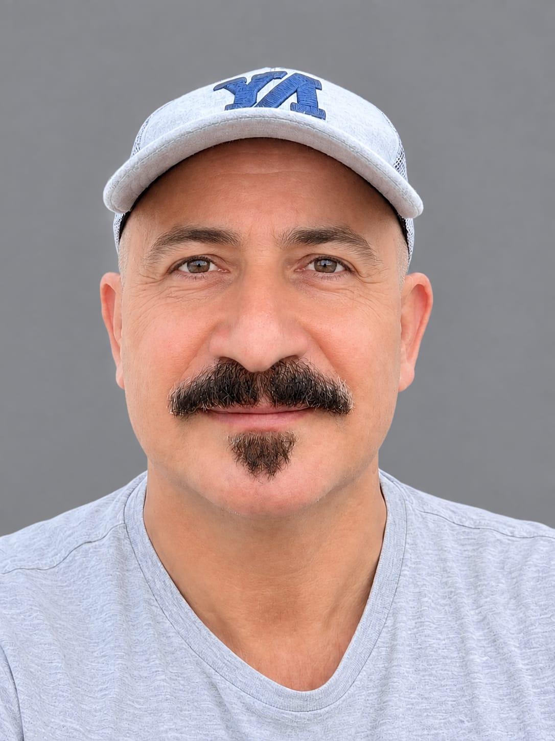 Remzi YILMAZ yazar fotoğrafı